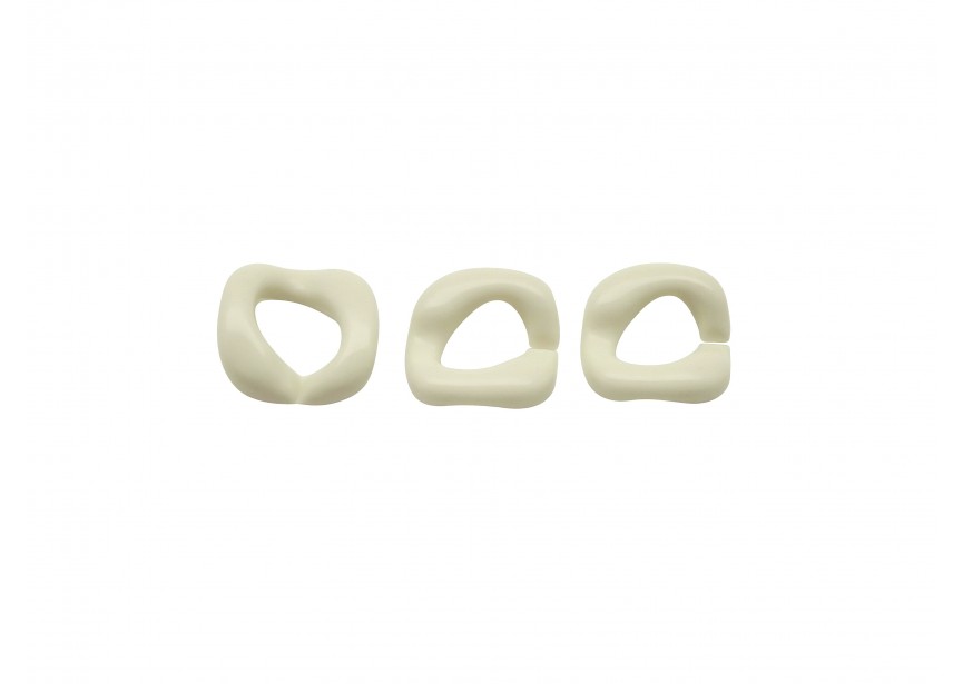 Acrylic spacer chain link 15mm ivory