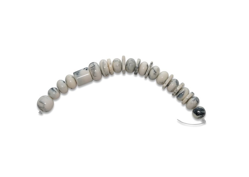 Resin bead/strand/23pcs mixed shapes 18/20mm white/grey