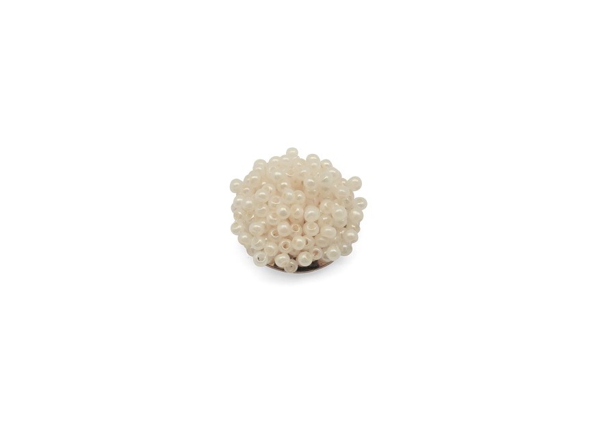 Cabochon stud Seed beads 16mm beige